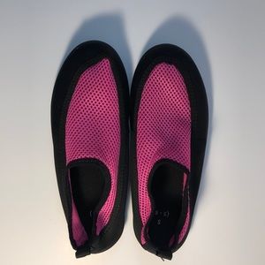 Water shoes